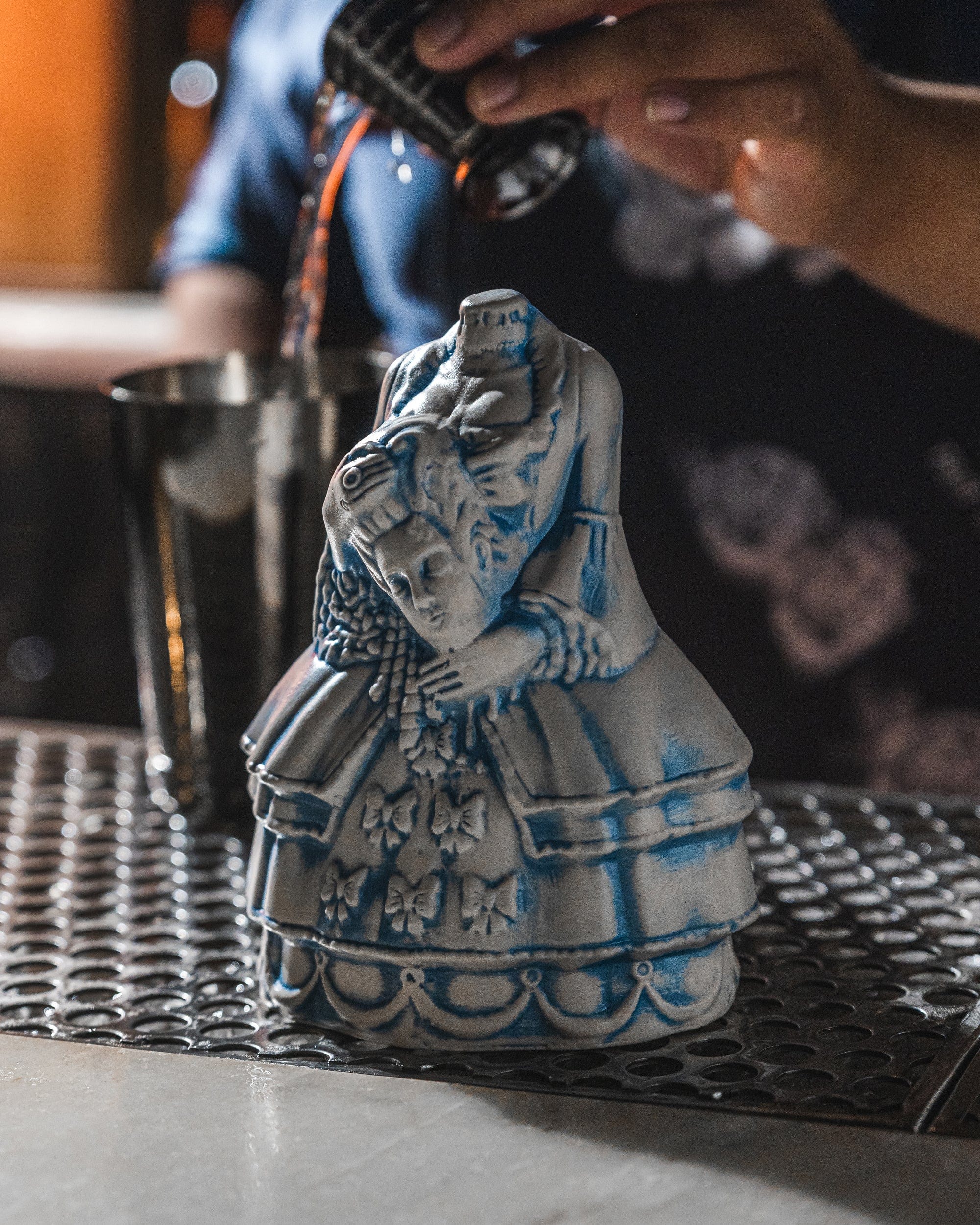 Marie Antoinette Cocktail Mug - Image 3